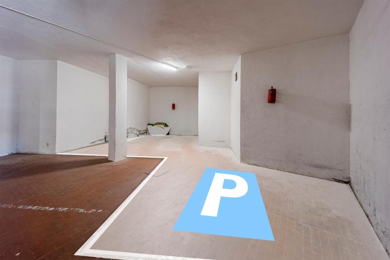 Апартаменты Portosole Attic - With Terrace And Private Parking Санремо Экстерьер фото